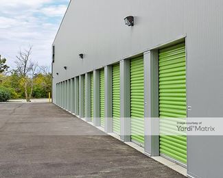 Photo 5 of Extra Space Storage - 160 West Industrial Drive, Elmhurst, IL