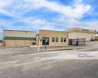 Photo 2 of Extra Space Storage - 3850 Vogel Road, Arnold, MO