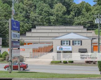 Photo 3 of StorMark Self Storage - 1201 North Fayetteville Street, Asheboro, NC