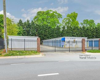 Photo 2 of Superior Storage - 635 1 Forum Pkwy, Rural Hall, NC