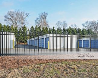Photo 4 of Superior Storage - 635 1 Forum Pkwy, Rural Hall, NC