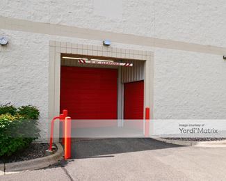 Photo 4 of Public Storage - 4425 West 77th Street, Edina, MN