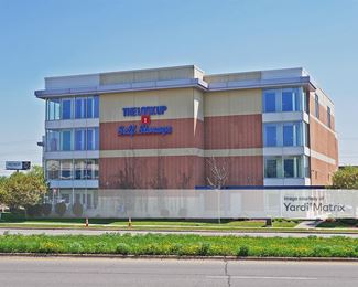 Photo 2 of Lock Up Self Storage, The - 1355 Industrial Blvd NE, Minneapolis, MN