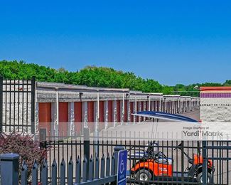 Photo 2 of Public Storage - 415 Marie Avenue East, West St Paul, MN