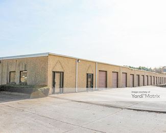Photo 2 of A Space Place - 14121 Cantrell Road, Little Rock, AR