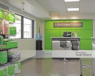 Photo 5 of Extra Space Storage - 4950 North Dixie Hwy, Oakland Park, FL