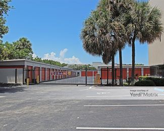 Photo 4 of Public Storage - 1375 West Hillsboro Blvd, Deerfield Beach, FL