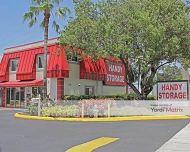 Storage Units for Rent available at 420 Stirling Road, Dania Beach, FL 33004