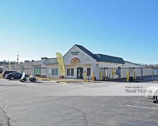 Photo 1 of Extra Space Storage - 4514 West Gate City Blvd, Greensboro, NC