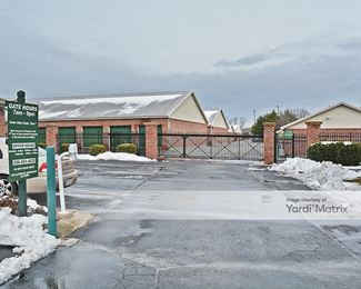 Photo 2 of American Flag Self Storage - 2376 Hickswood Road, High Point, NC