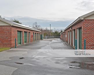 Photo 3 of American Flag Self Storage - 2376 Hickswood Road, High Point, NC