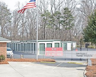 Photo 3 of American Flag Self Storage - 3910 Battleground Avenue, Greensboro, NC