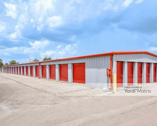 Photo 2 of Storage Rentals of America - 211 Maddox-Simpson Pkwy, Lebanon, TN