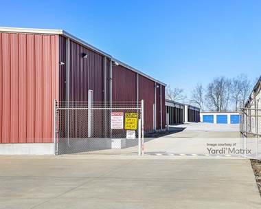 Storage Units for Rent available at 1313 Winter Drive, Lebanon, TN 37087