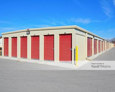 Storage Units for Rent available at 1720 Veterans Pkwy, Murfreesboro, TN 37128