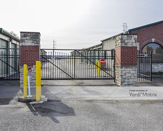 Photo 2 of Storage Rentals of America - 1261 Airport Road, Gallatin, TN