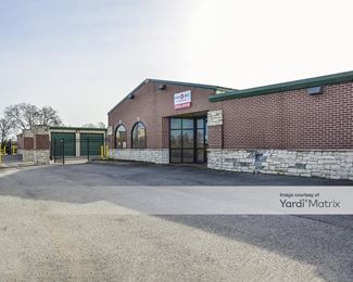 Photo 3 of Storage Rentals of America - 1261 Airport Road, Gallatin, TN