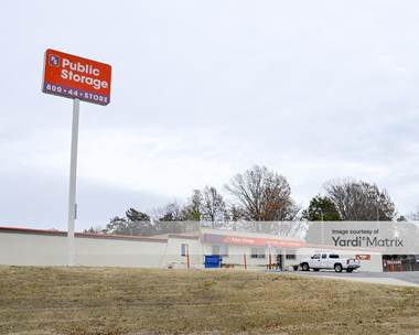 Storage Units for Rent available at 424 Metroplex Drive, Nashville, TN 37211