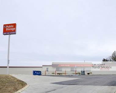 Storage Units for Rent available at 424 Metroplex Drive, Nashville, TN 37211