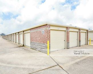 Photo 3 of Extra Space Storage - 121 Business Park Drive, White House, TN