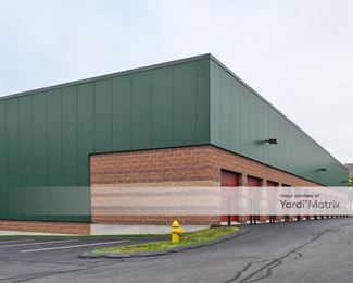 Photo 2 of Walk in Closet Self Storage - 179 Washington Street, Norwell, MA