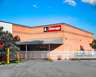 Photo 3 of iStorage - 2400 John Hawkins Pkwy, Hoover, AL