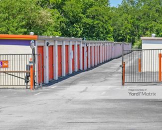 Photo 3 of Public Storage - 9856 Parkway East, Birmingham, AL