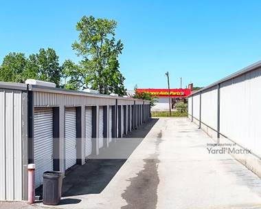 Storage Units for Rent available at 927 Allison Bonnett Memorial Drive, Hueytown, AL 35023