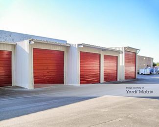 Photo 4 of iStorage - 4752 US 280, Birmingham, AL