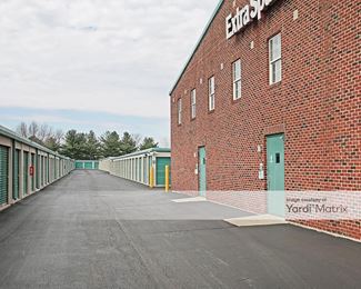 Photo 4 of Extra Space Storage - 3750 Bauer Drive West, Indianapolis, IN