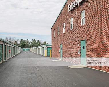 Storage Units for Rent available at 3750 Bauer Drive West, Indianapolis, IN 46280