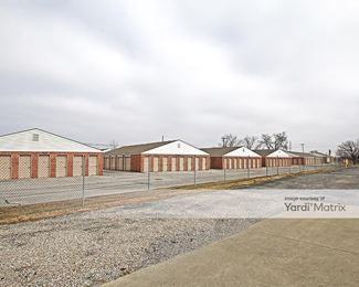 Photo 2 of U-Stor Self Storage - 1512 US 31 South, Greenwood, IN