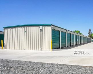 Photo 4 of Stor It Self Storage - 169 West Gibbons Avenue, Porterville, CA
