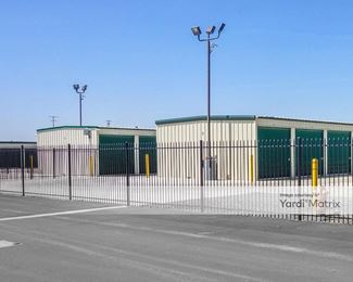 Photo 5 of Stor It Self Storage - 169 West Gibbons Avenue, Porterville, CA