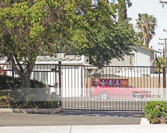Photo 3 of Public Storage - 1615 West 11th Street, Tracy, CA