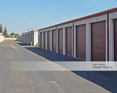 Storage Units for Rent available at 2633 West Shaw Avenue, Fresno, CA 93711