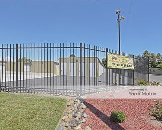 Photo 5 of Rapid Self Storage - 1682 North J Street, Tulare, CA