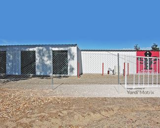 Photo 4 of Aaron-s Safe Mini Storit - 28641 Highway 41, Coarsegold, CA