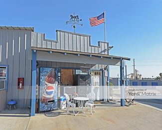 Photo 2 of Grand Mini Storage - 837 West Northgrand Avenue, Porterville, CA
