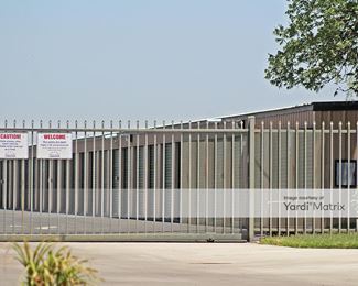 Photo 4 of Five Star Mini Storage - 13508 Hanford Armona Road, Hanford, CA