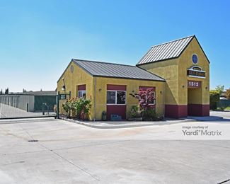 Photo 4 of Heritage Self Storage - 1512 East Whitmore Avenue, Ceres, CA