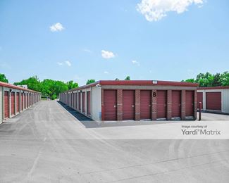 Photo 3 of Just Box IT - 680 Tennessee Blvd, Lebanon, TN