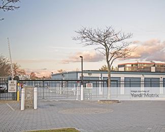 Photo 2 of America Safe-N-Sound Self Storage - 1800 Prime Place, Hauppauge, NY