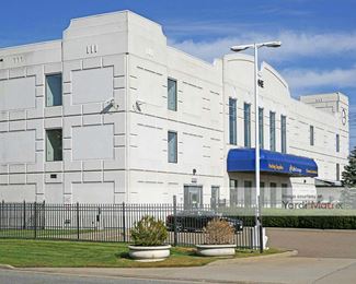 Photo 2 of Extra Space Storage - 1 Executive Blvd, Farmingdale, NY