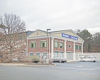 Photo 4 of Lock Up Self Storage, The - 380 Mark Tree Road, East Setauket, NY