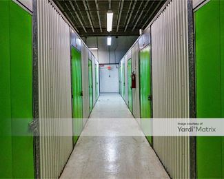 Photo 4 of Extra Space Storage - 380 Oakwood Road, Huntington Station , NY