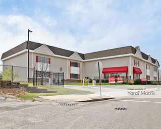 Photo 3 of CubeSmart Self Storage - 59 Orinoco Drive, Brightwaters, NY