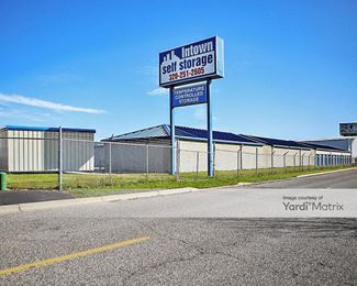 Photo 3 of InTown Self Storage - 2721 Clearwater Road, Saint Cloud, MN
