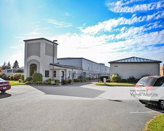 Photo 4 of InTown Self Storage - 2721 Clearwater Road, Saint Cloud, MN