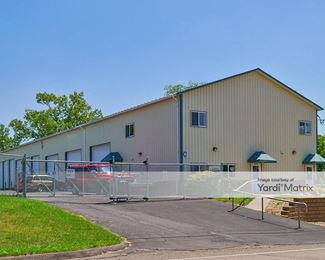 Photo 2 of Summit Mini Self Storage - 3716 Scheuneman Road, White Bear Lake, MN
